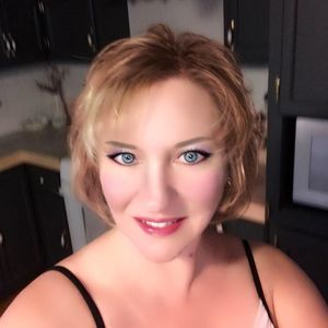 Meet your Posher, Loriann